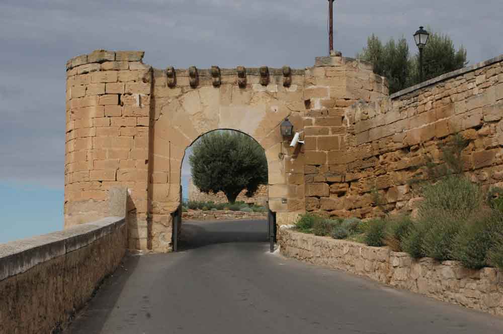 Teruel - Alcañiz 07 - castillo de los Calatravos y Parador.jpg